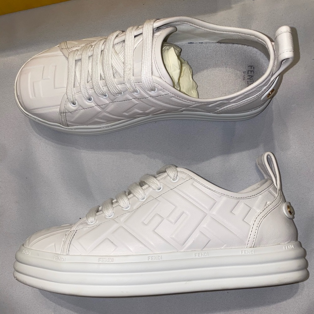 FENDI- FF embossed Sneakers